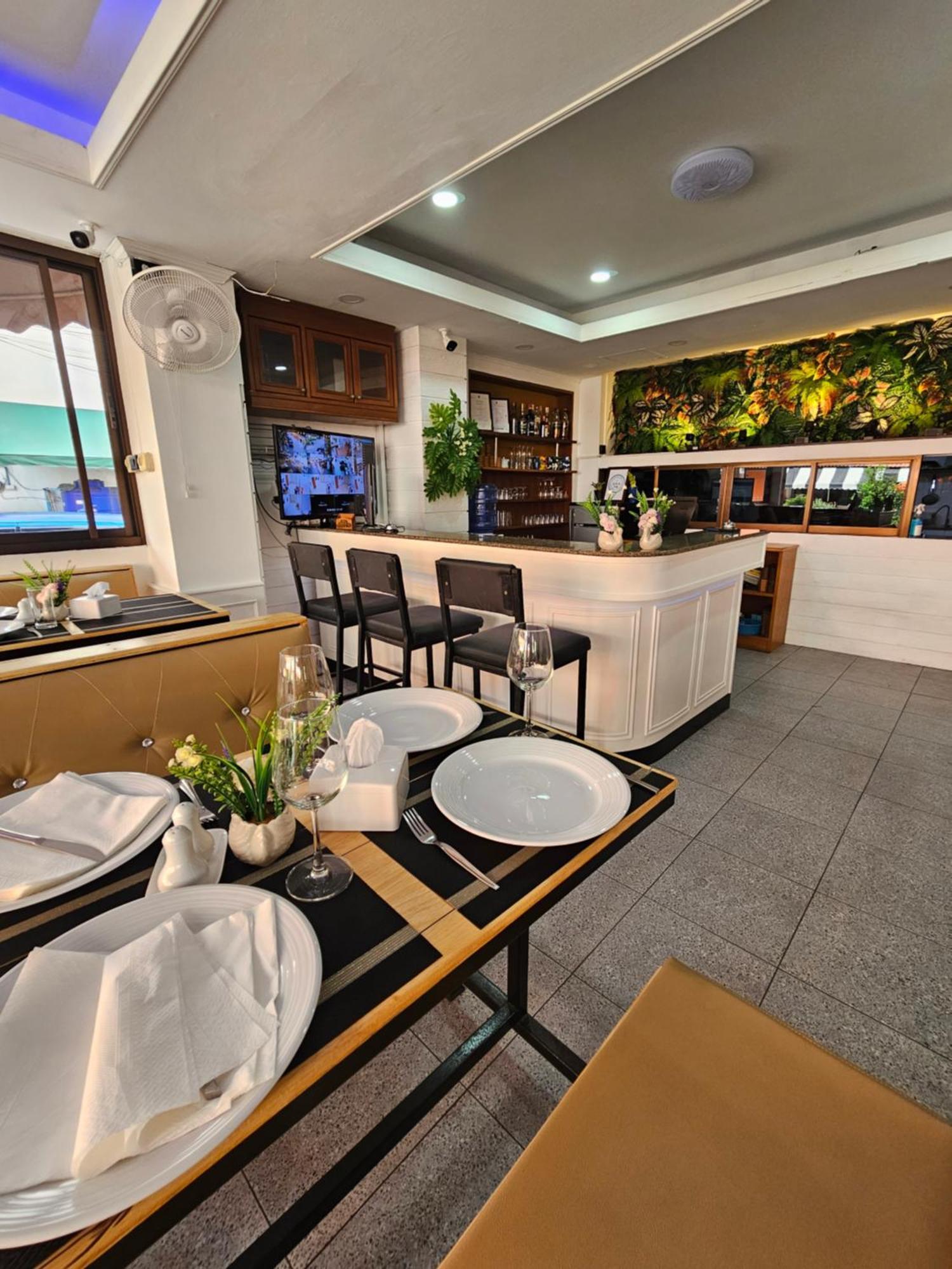 Candy Beach Seaview Jomtien Εξωτερικό φωτογραφία