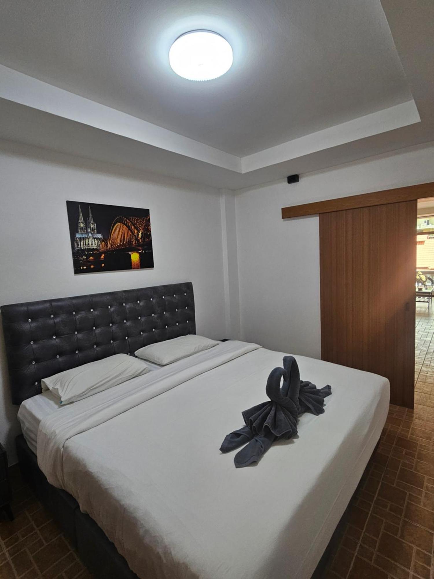 Candy Beach Seaview Jomtien Εξωτερικό φωτογραφία